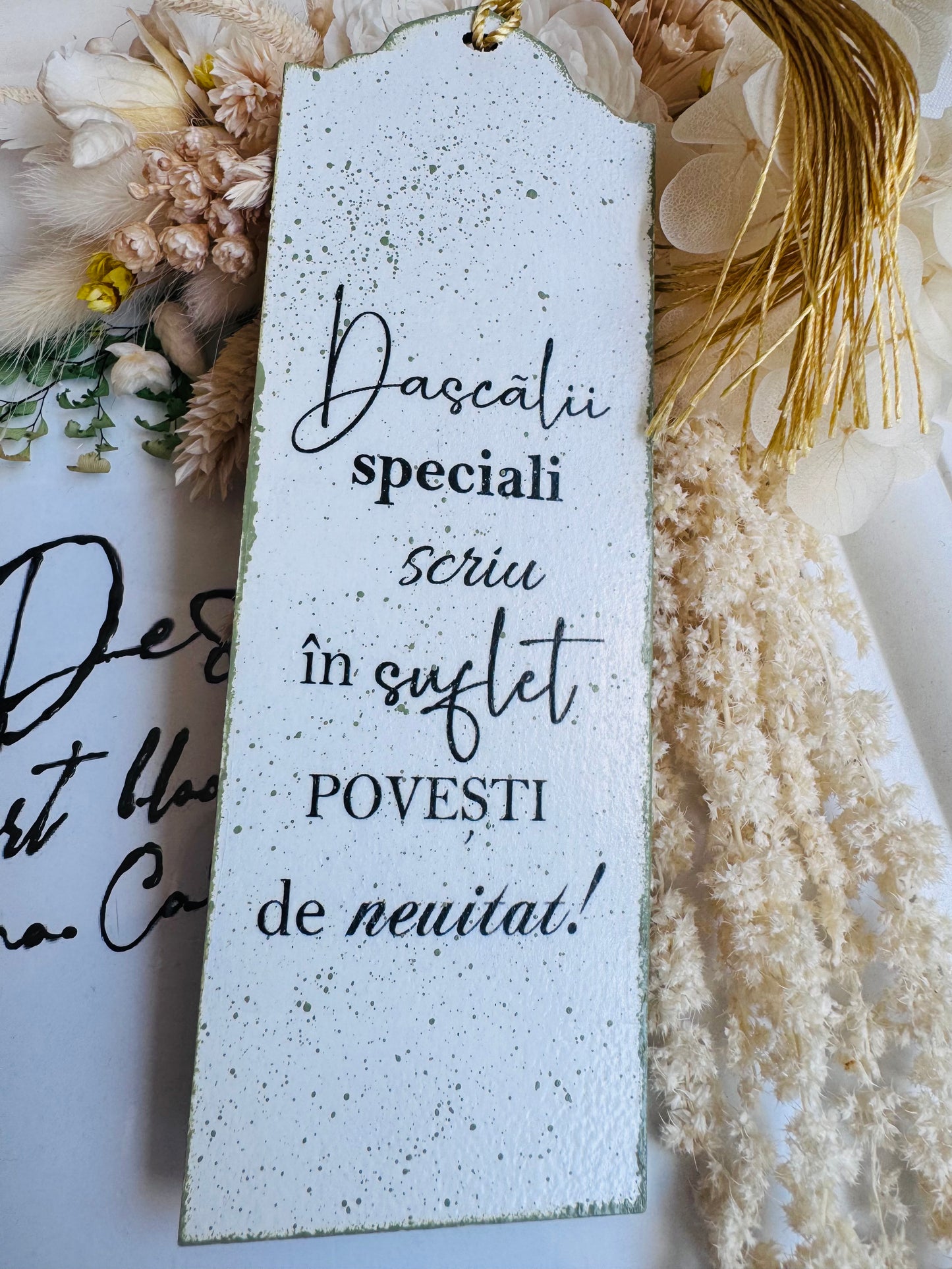 Semn de carte pentru profesori “PETALE DE RECUNOȘTINȚĂ”