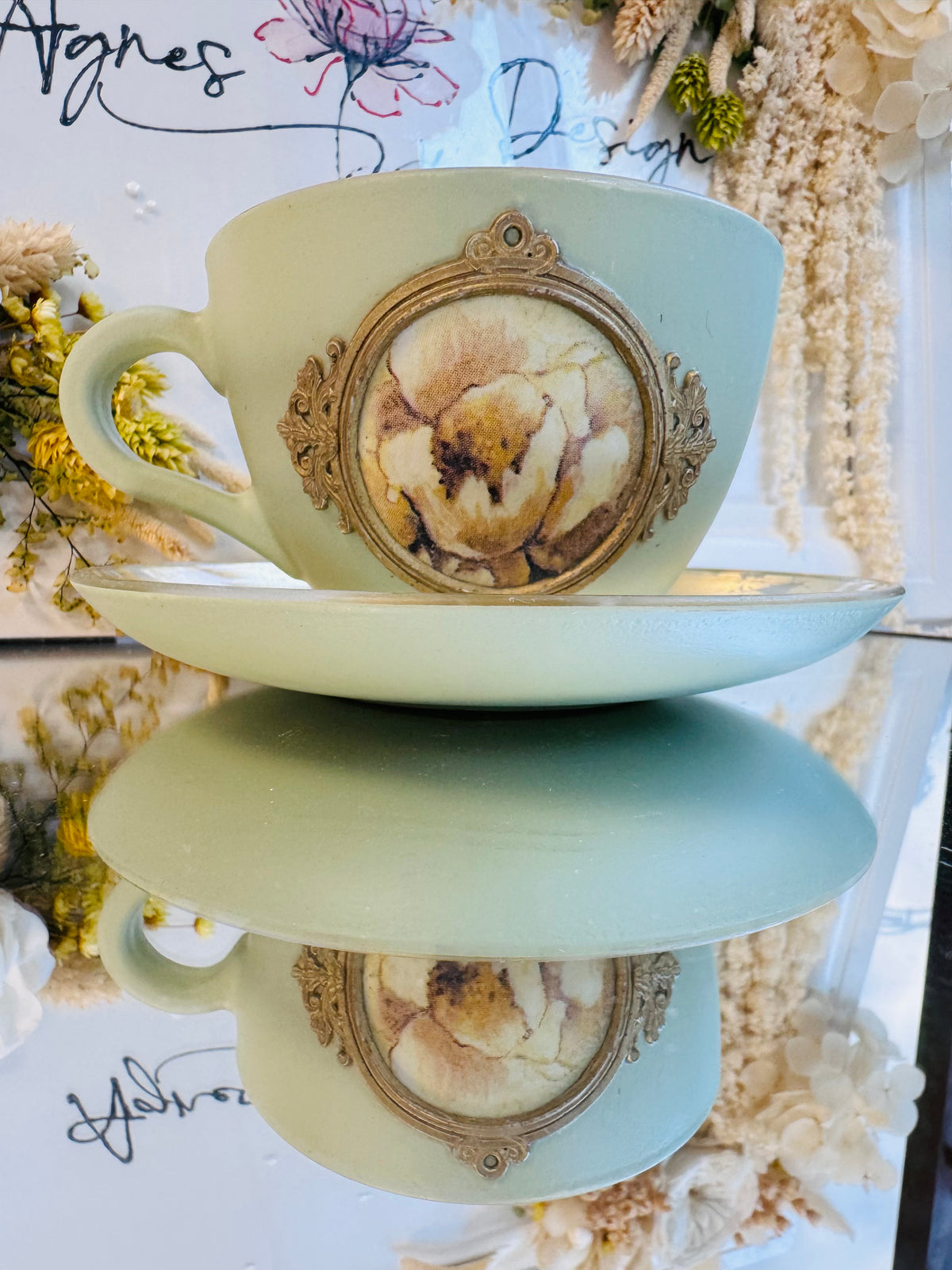 Cană de cafea “TRANDAFIR VINTAGE | VERAMAN” cu mesaj motivațional