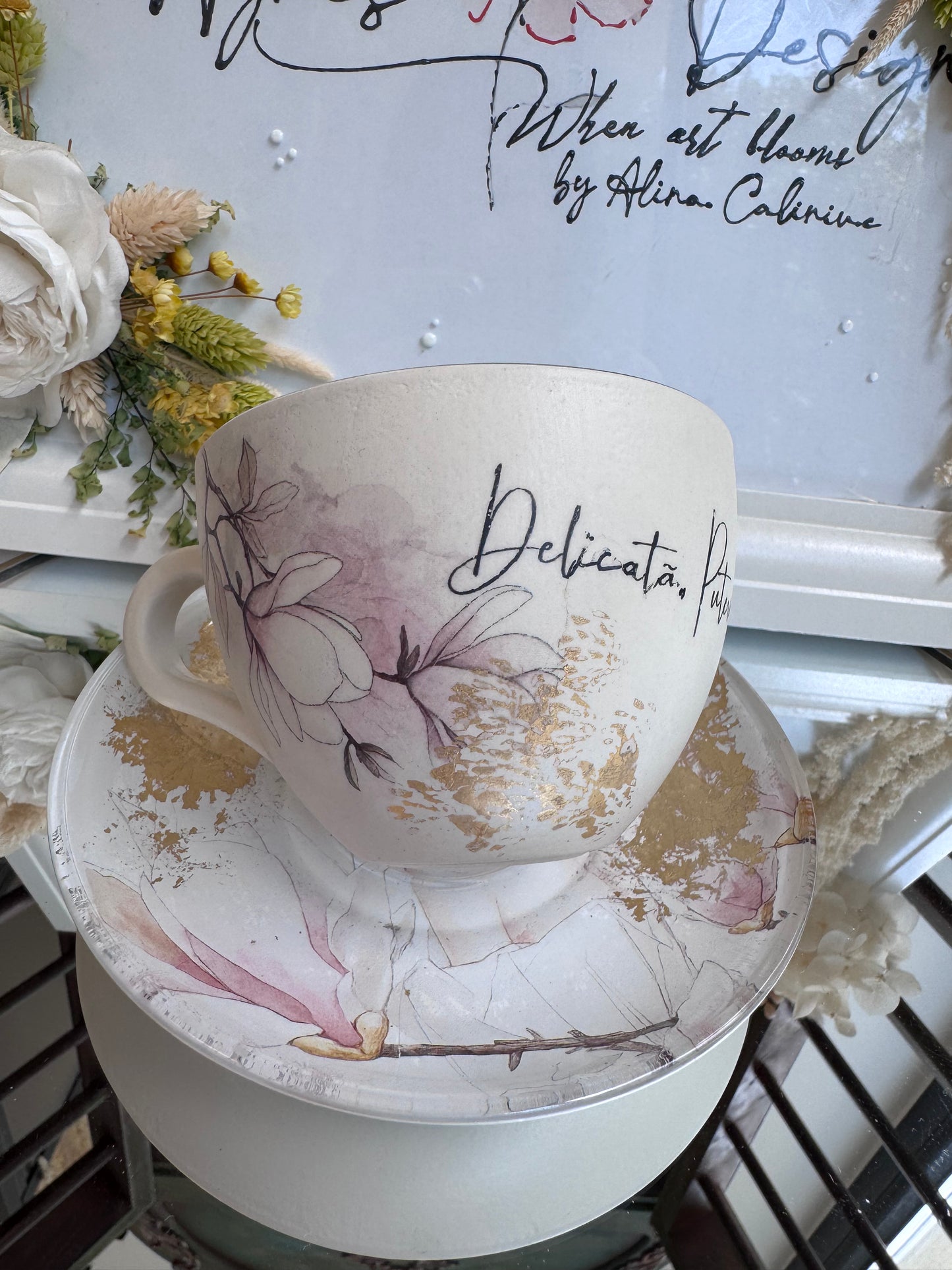 Cană de cafea “DELICATĂ. PUTERNICĂ. EU.” - Colecție nouă UNICAT