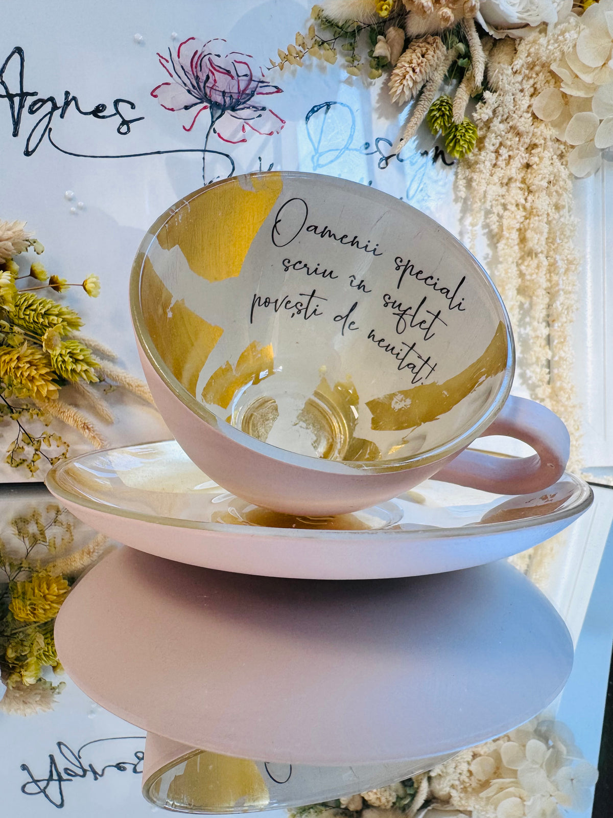 Cana de cafea “TRANDAFIR VINTAGE | Rose” cu mesaj motivațional