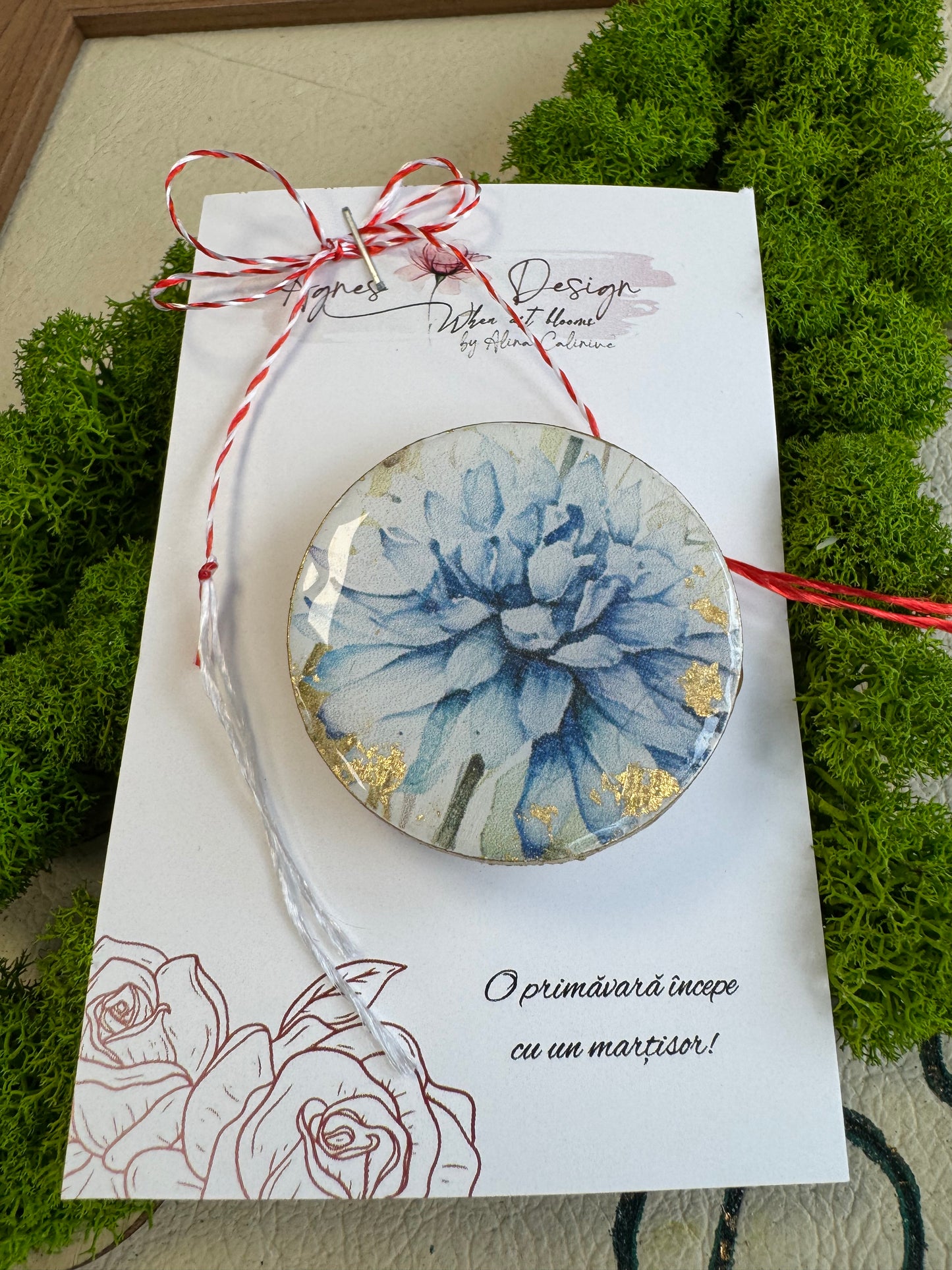 Mărțișor-broșă “Floare albastră”