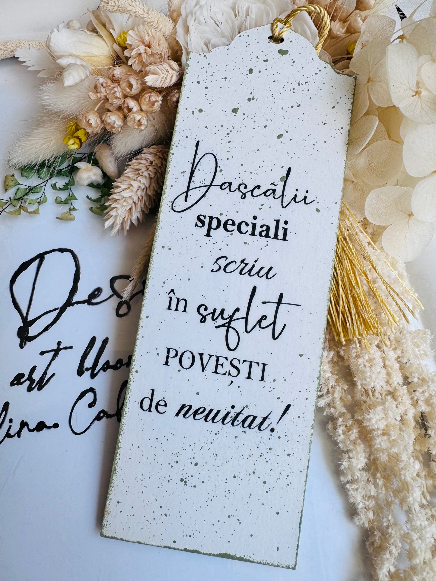 Semn de carte pentru profesori “PETALE DE RECUNOȘTINȚĂ”