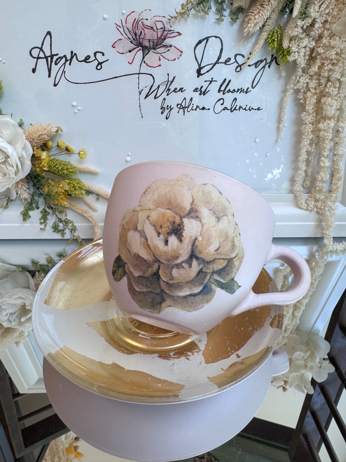Cană de cafea “TRANDAFIR ÎN AUR”