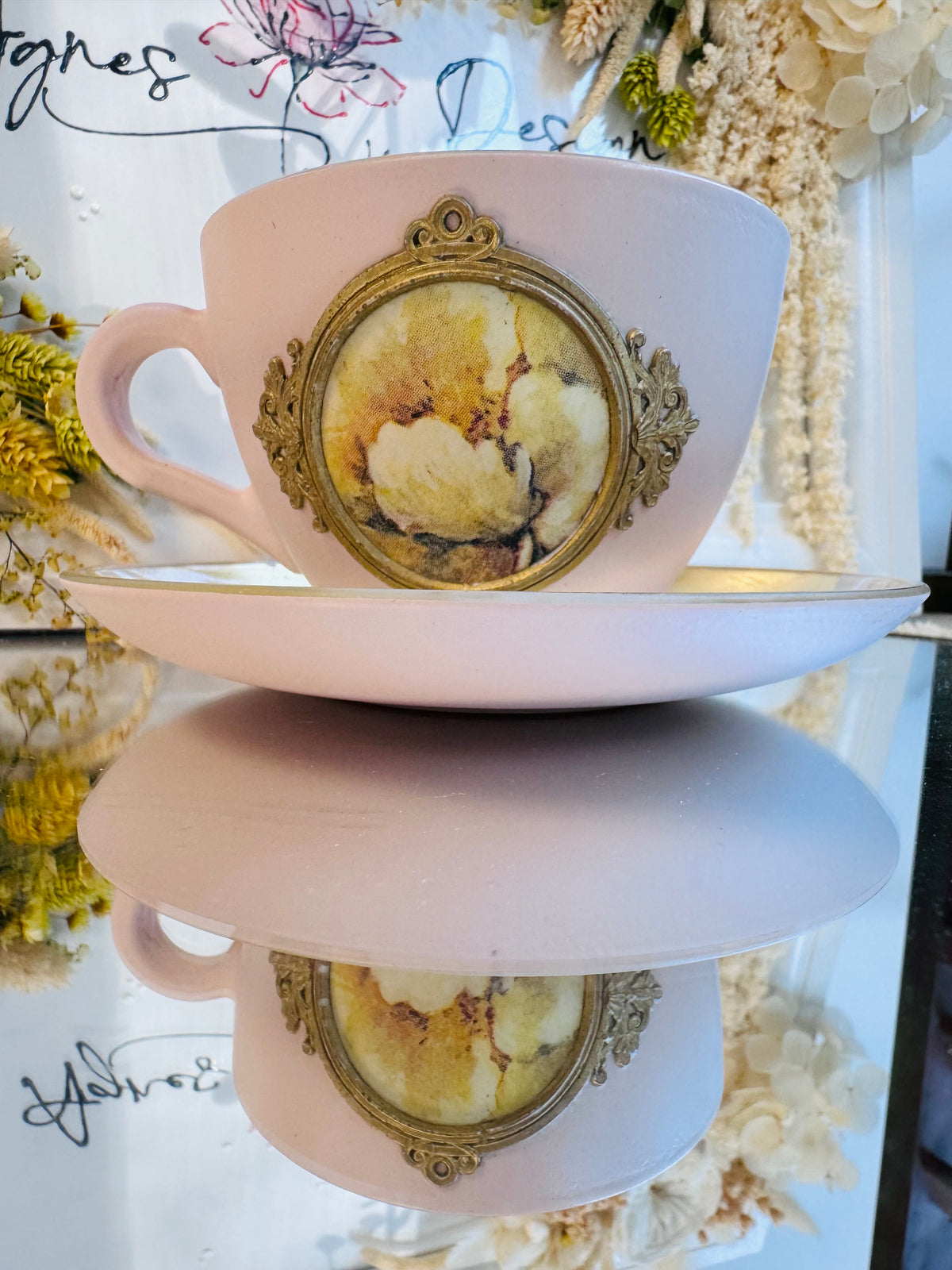 Cana de cafea “TRANDAFIR VINTAGE | Rose” cu mesaj motivațional