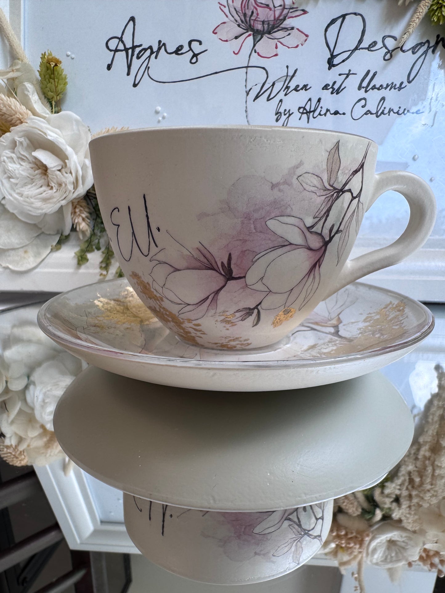 Cană de cafea “DELICATĂ. PUTERNICĂ. EU.” - Colecție nouă UNICAT