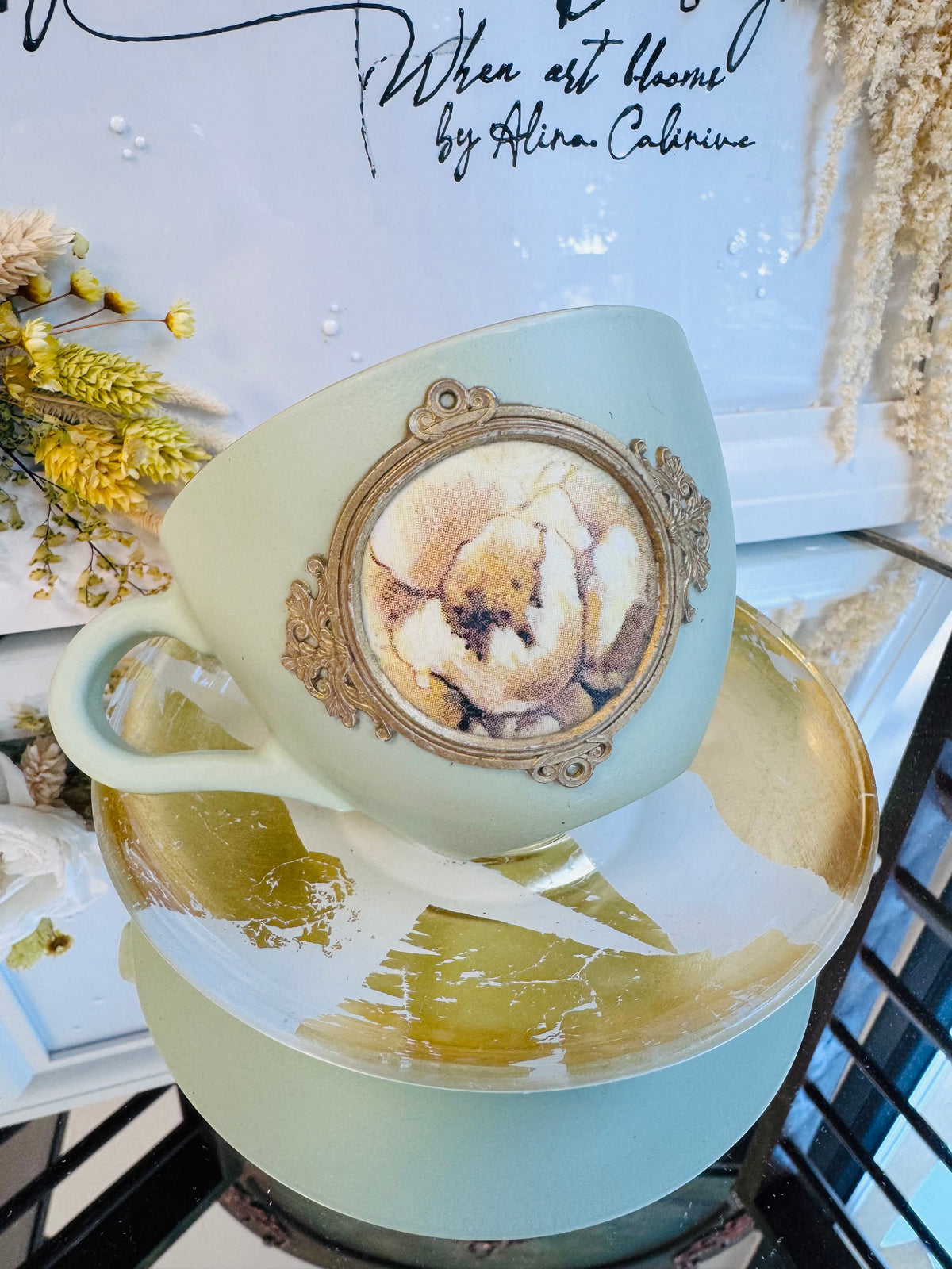 Cană de cafea “TRANDAFIR VINTAGE | VERAMAN” cu mesaj motivațional