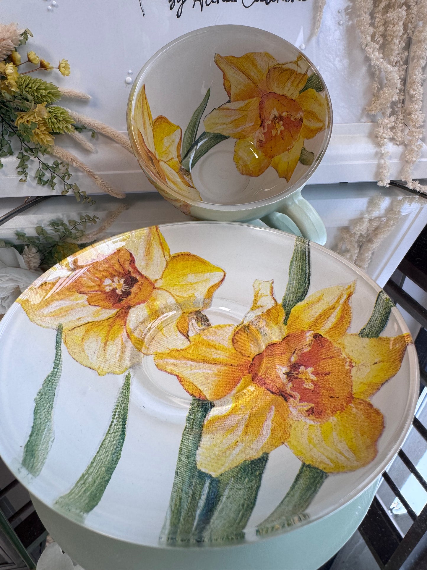 Cană unicat “LUMINĂ DE NARCISĂ”