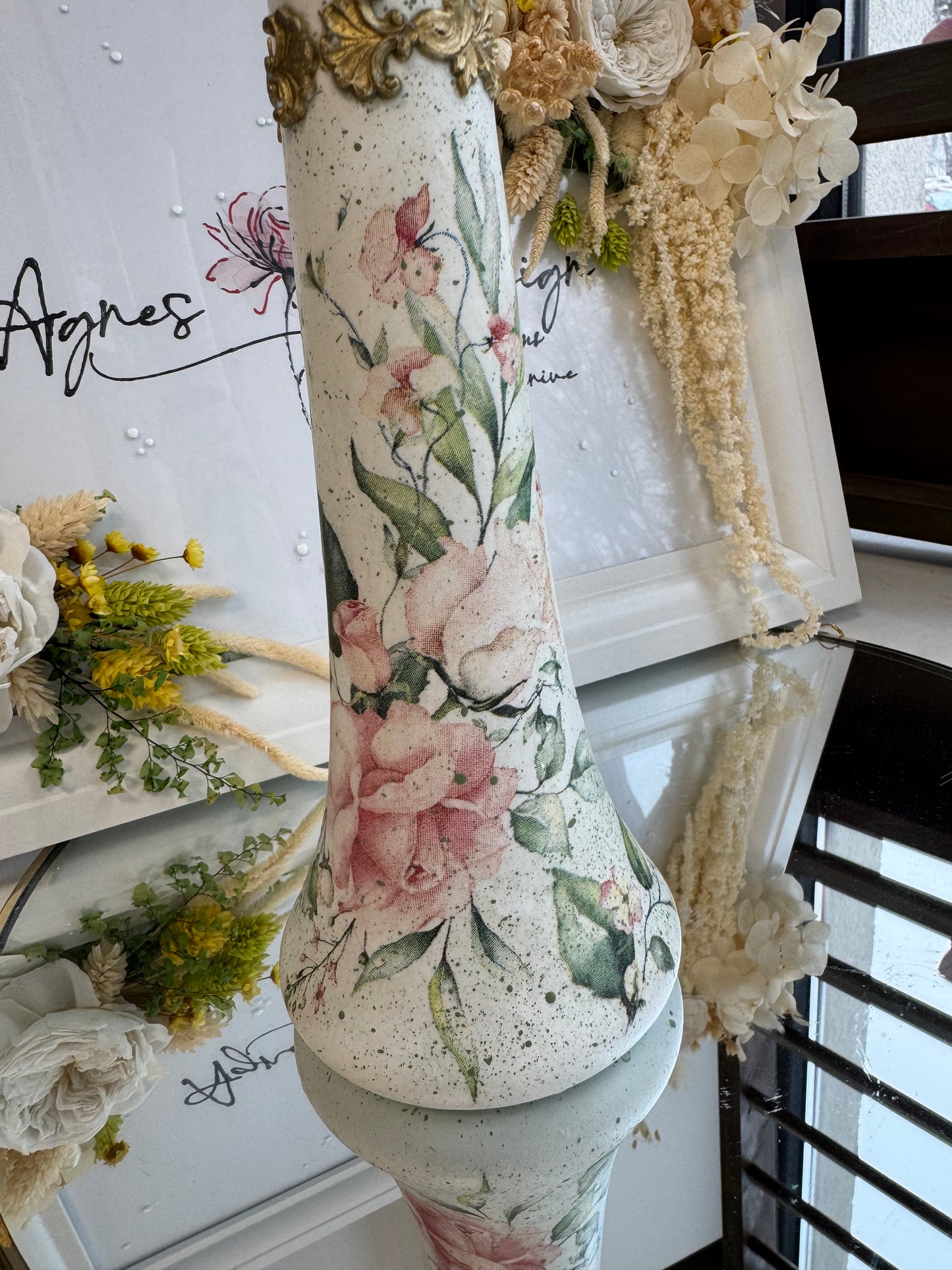 Vază florală „Rosé Éternelle” – piesă unicat
