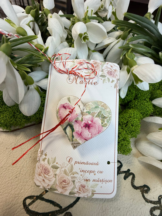 Mărțișor Handmade „Inimă cu Trandafiri” - Broșă