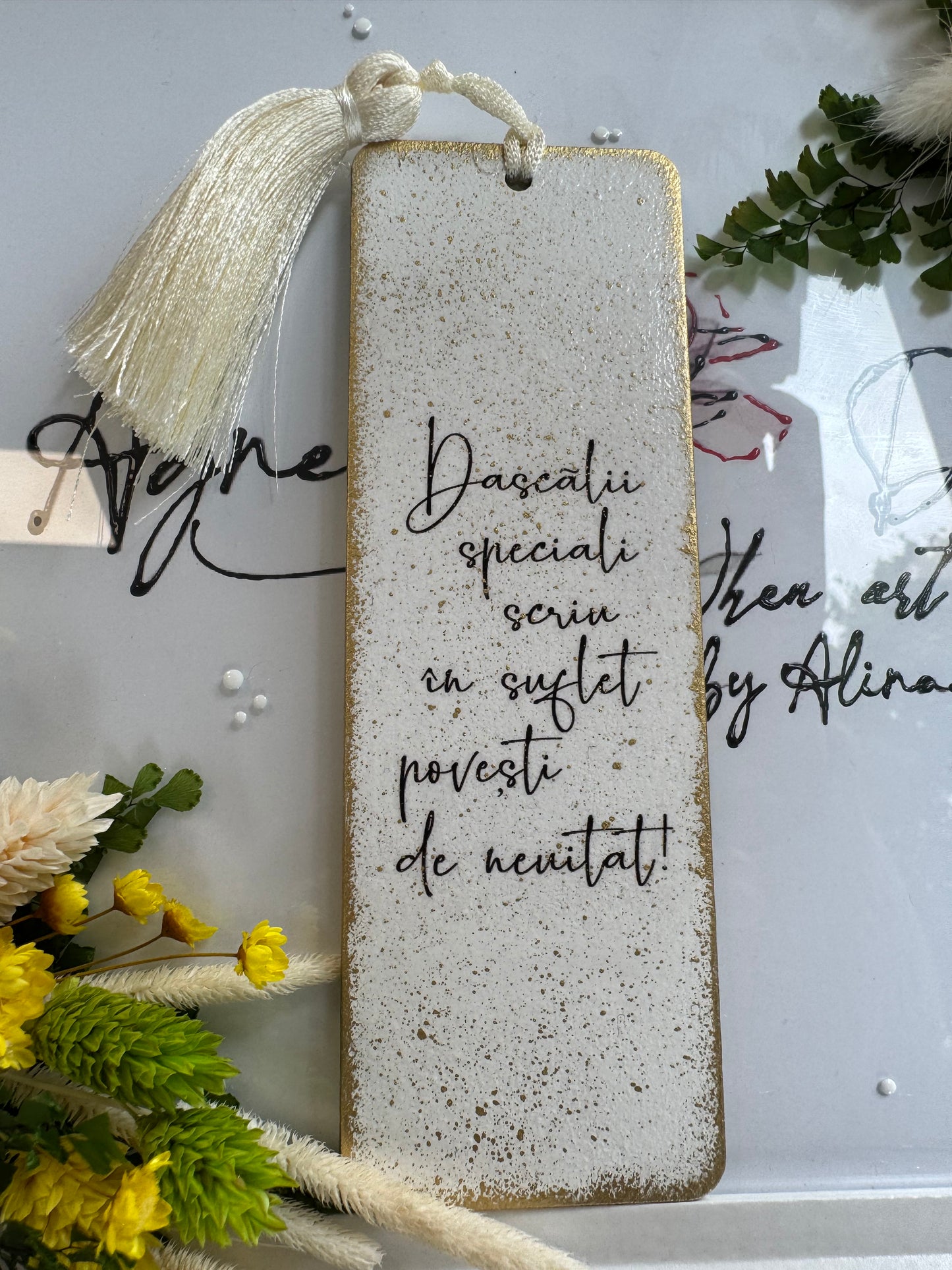 Semn de carte „Cu recunoștință” – cadoul perfect pentru un dascăl de neuitat