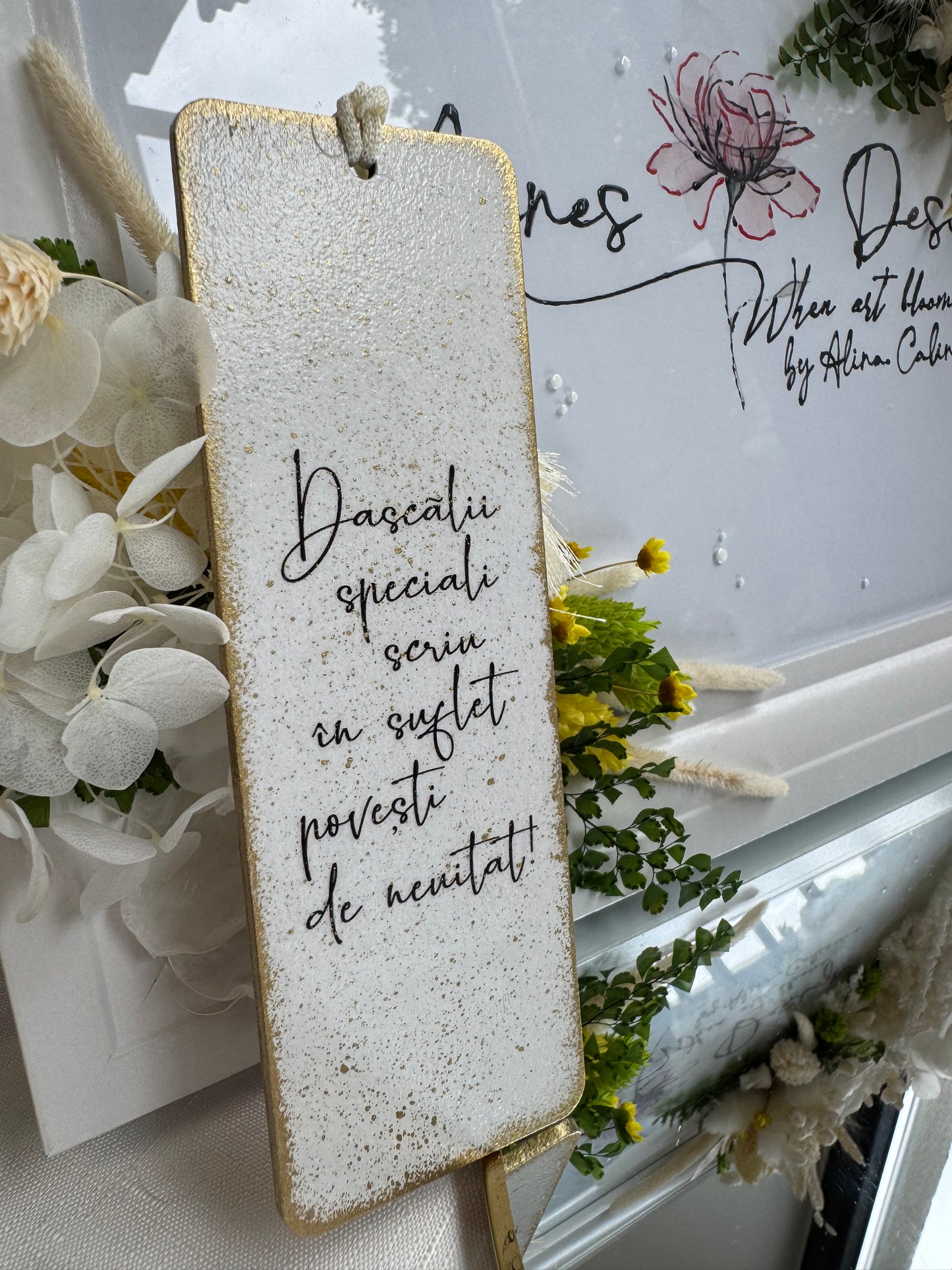 Semn de carte „Cu recunoștință” – cadoul perfect pentru un dascăl de neuitat