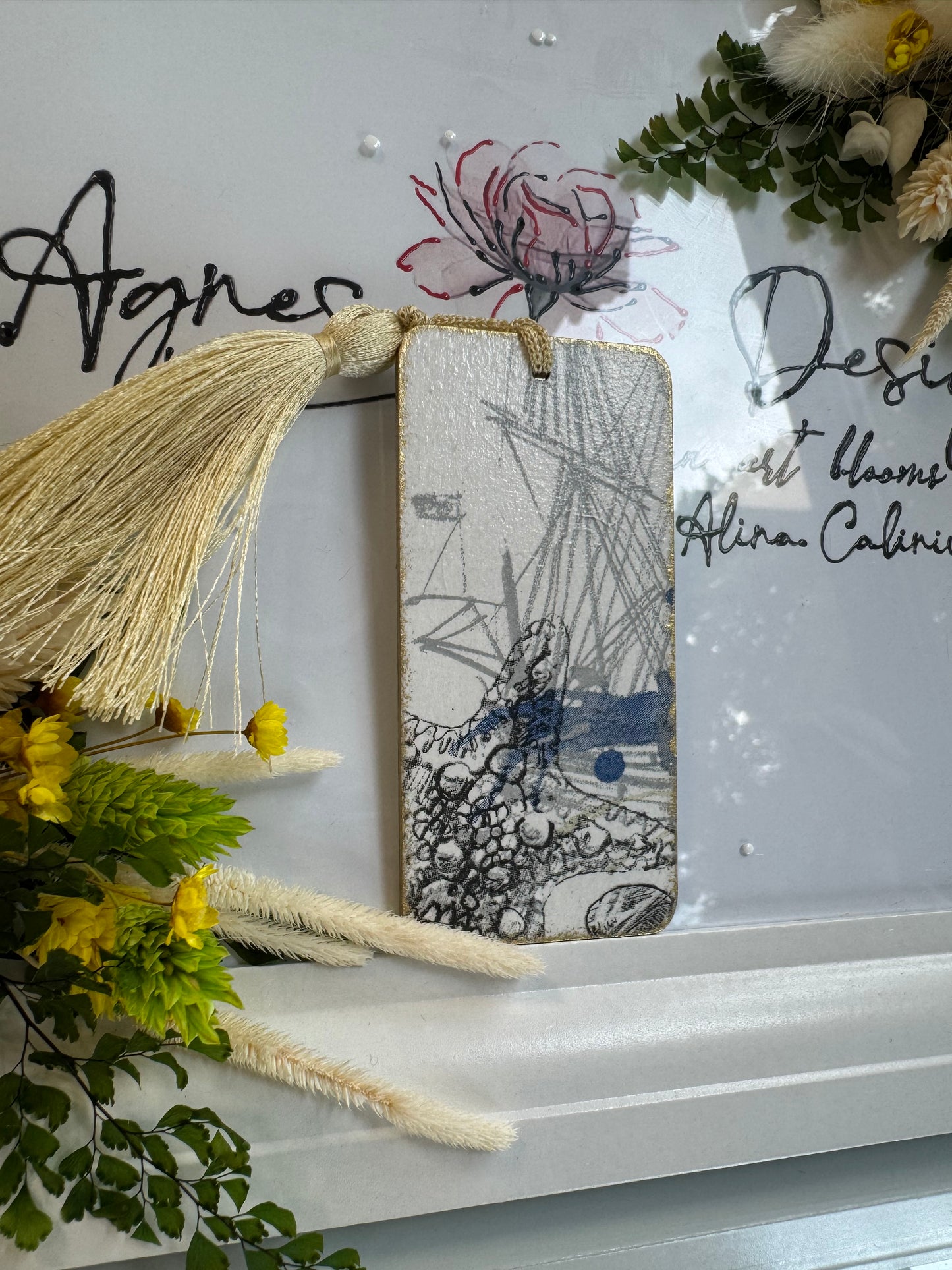 „Briza Recunoștinței” – semn de carte cu motive marine pentru cadrele didactice