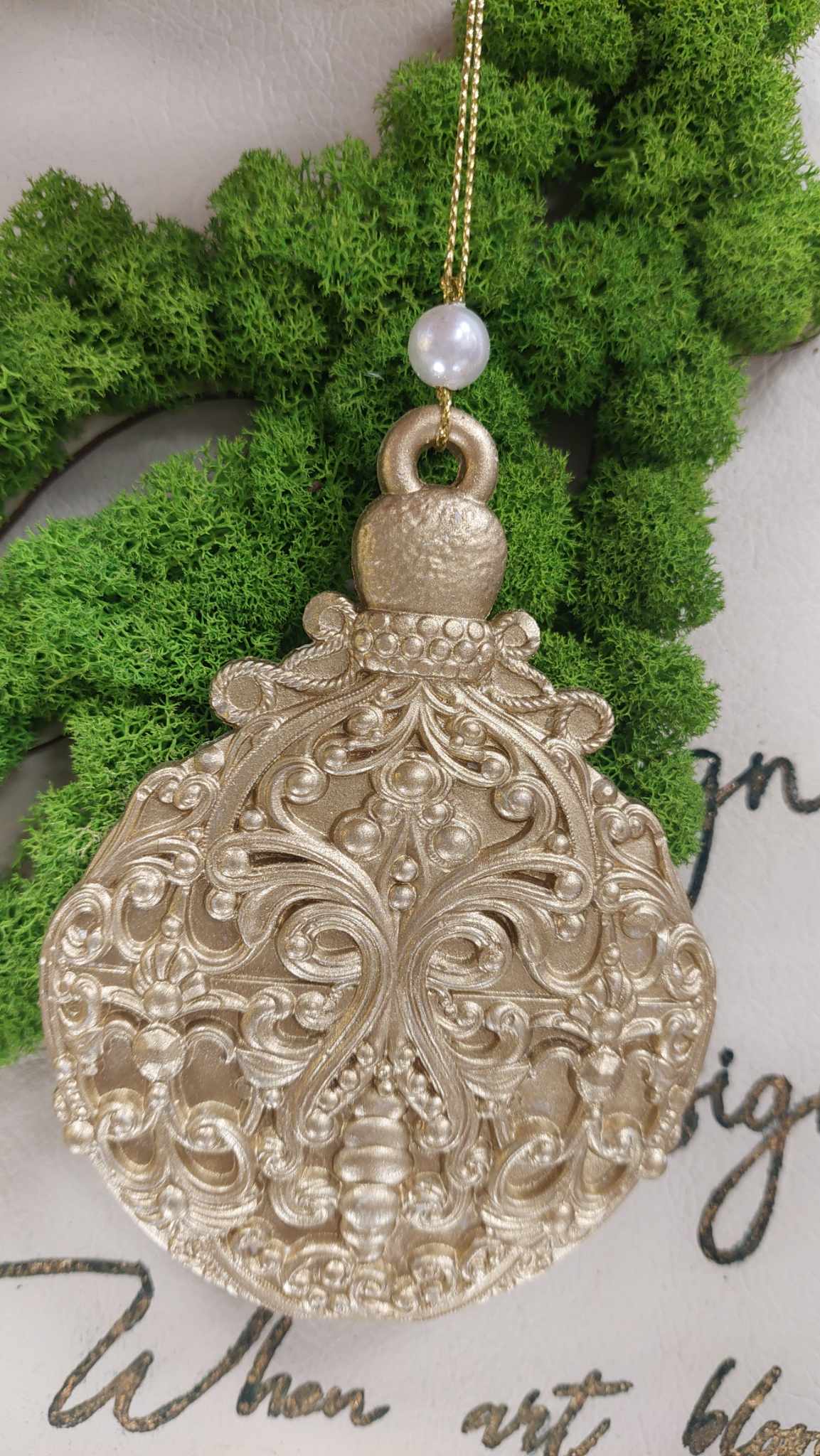 Ornamente pentru brad ”Glob” și ”Fulg de nea”