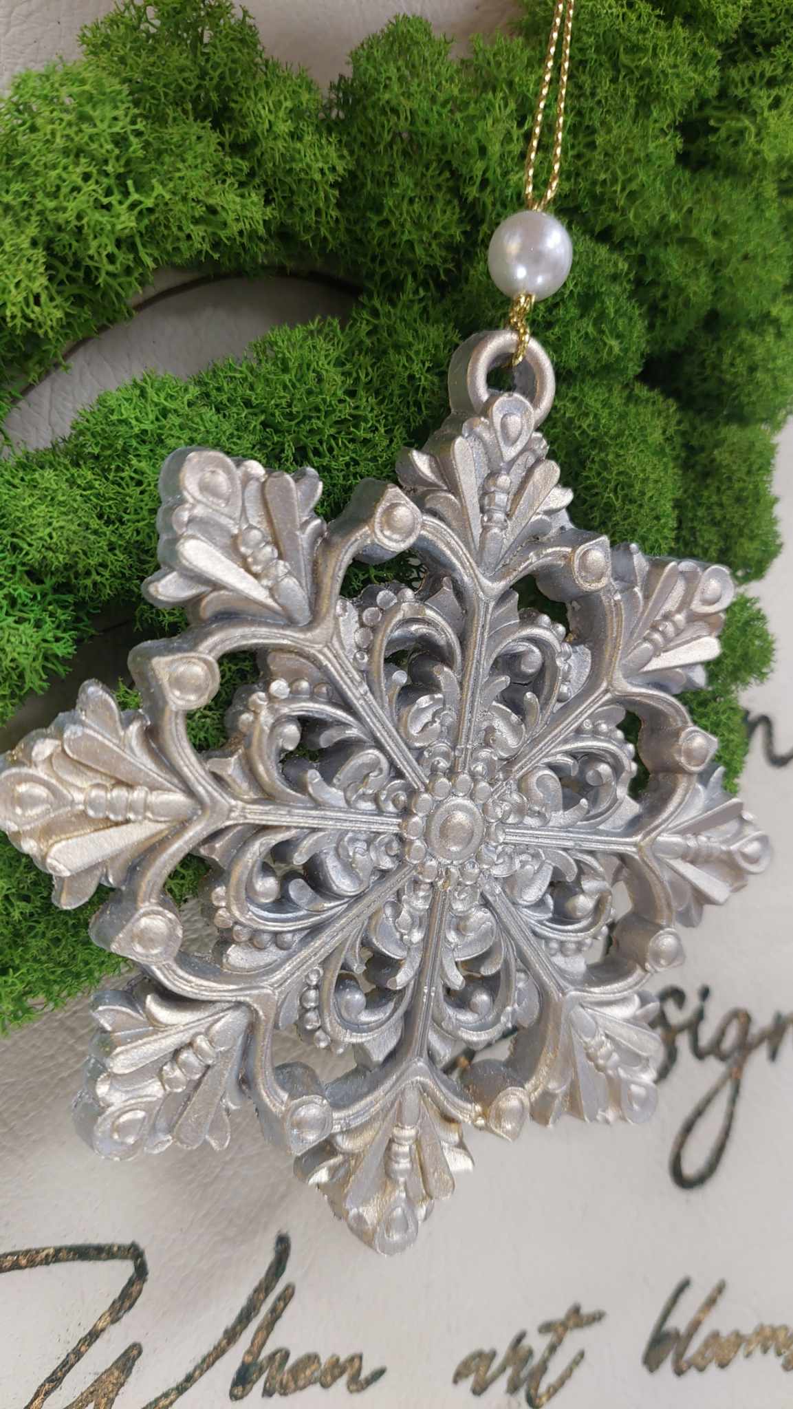 Ornamente pentru brad ”Glob” și ”Fulg de nea”