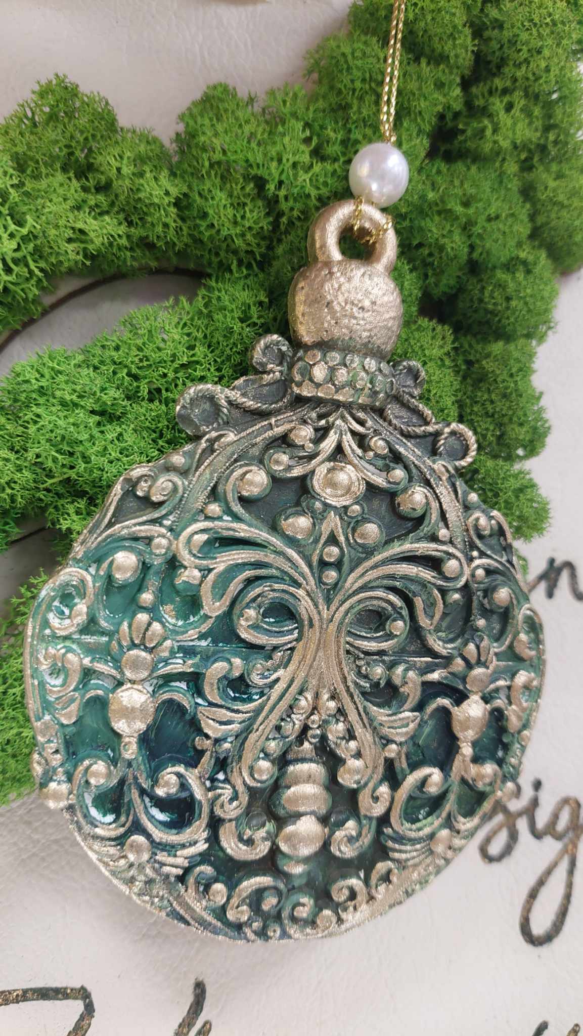 Ornamente pentru brad ”Glob” și ”Fulg de nea”