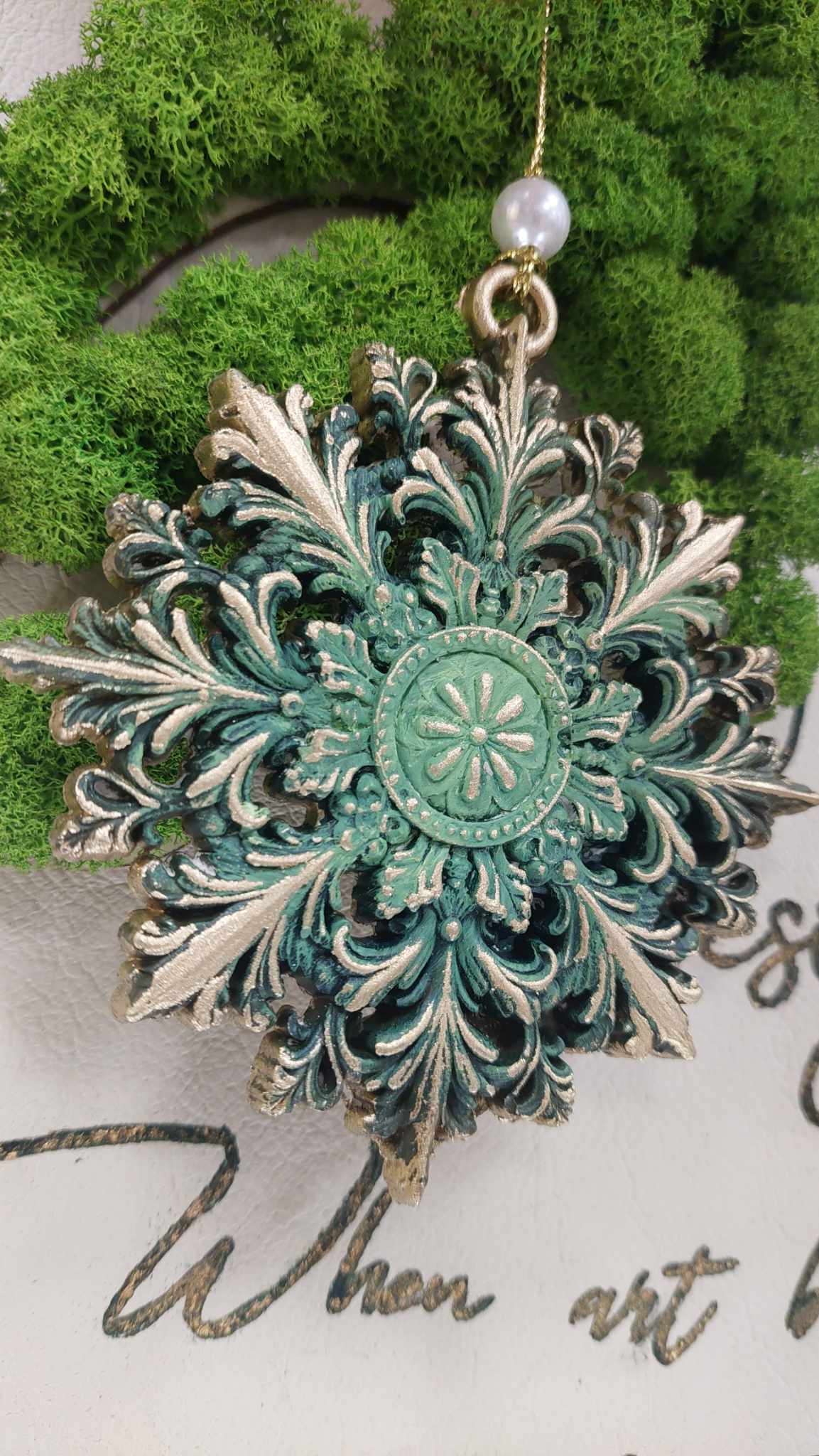 Ornamente pentru brad ”Glob” și ”Fulg de nea”