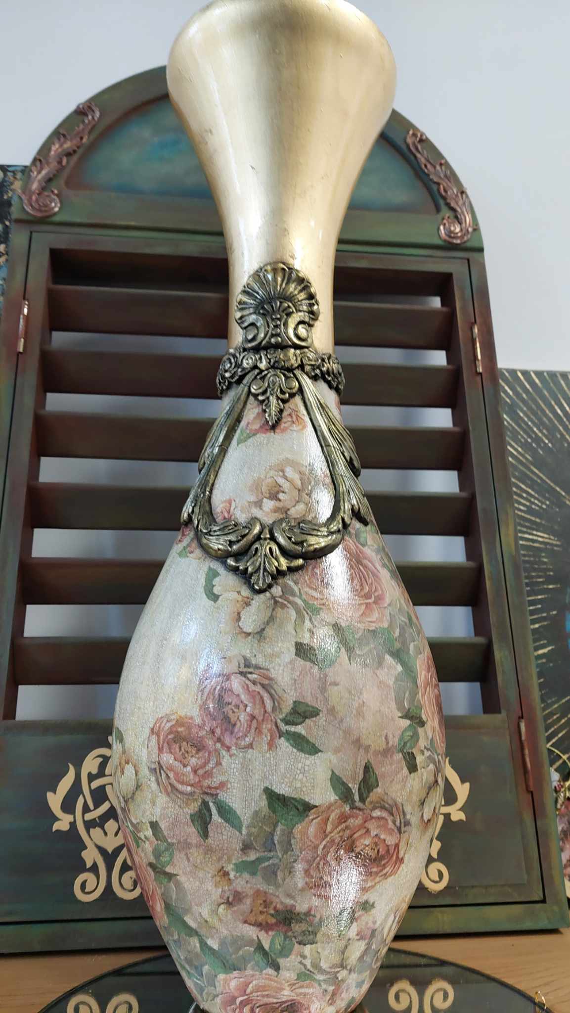 Vază ”Gold & Vintage Roses” UNICAT - mare