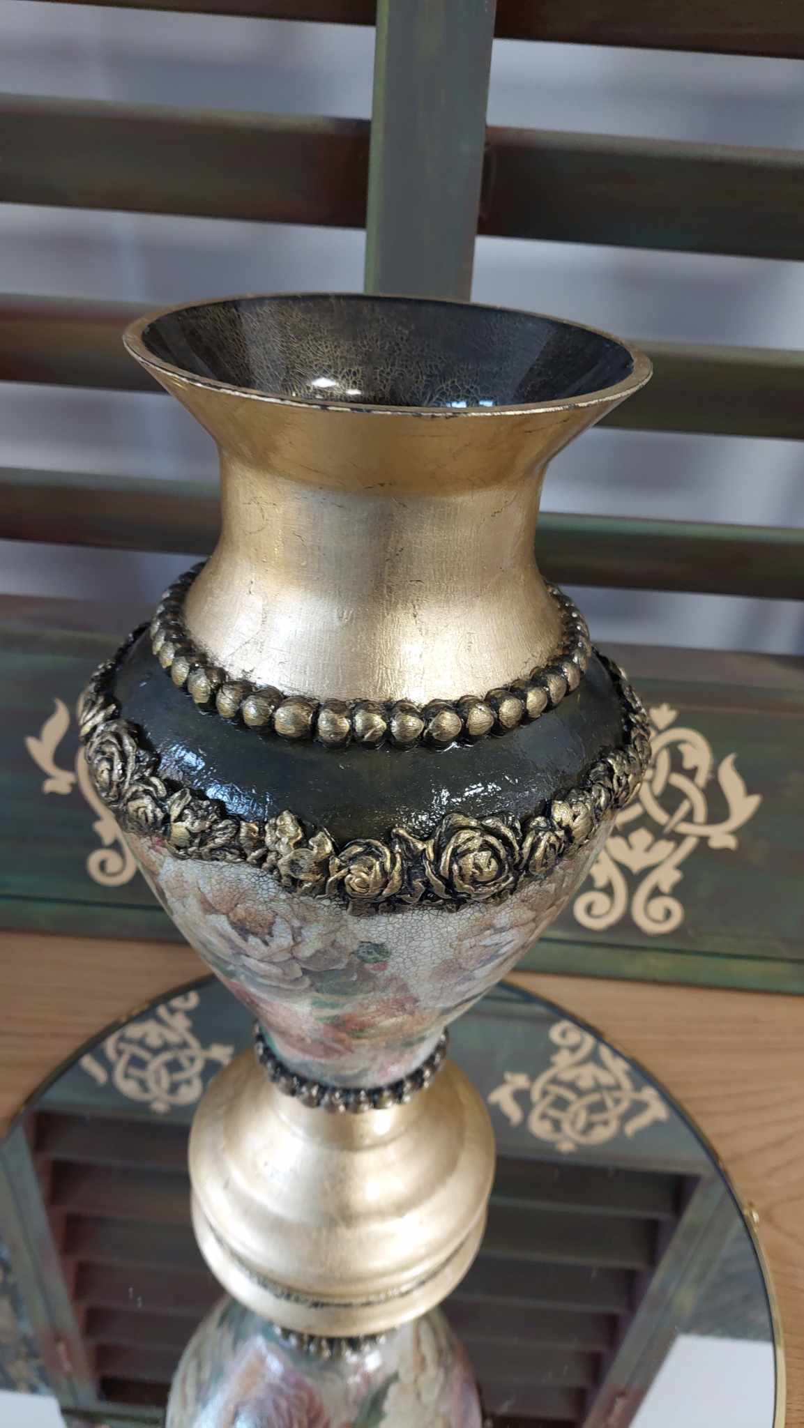 Vază ”Gold & Vintage Roses” UNICAT - medie